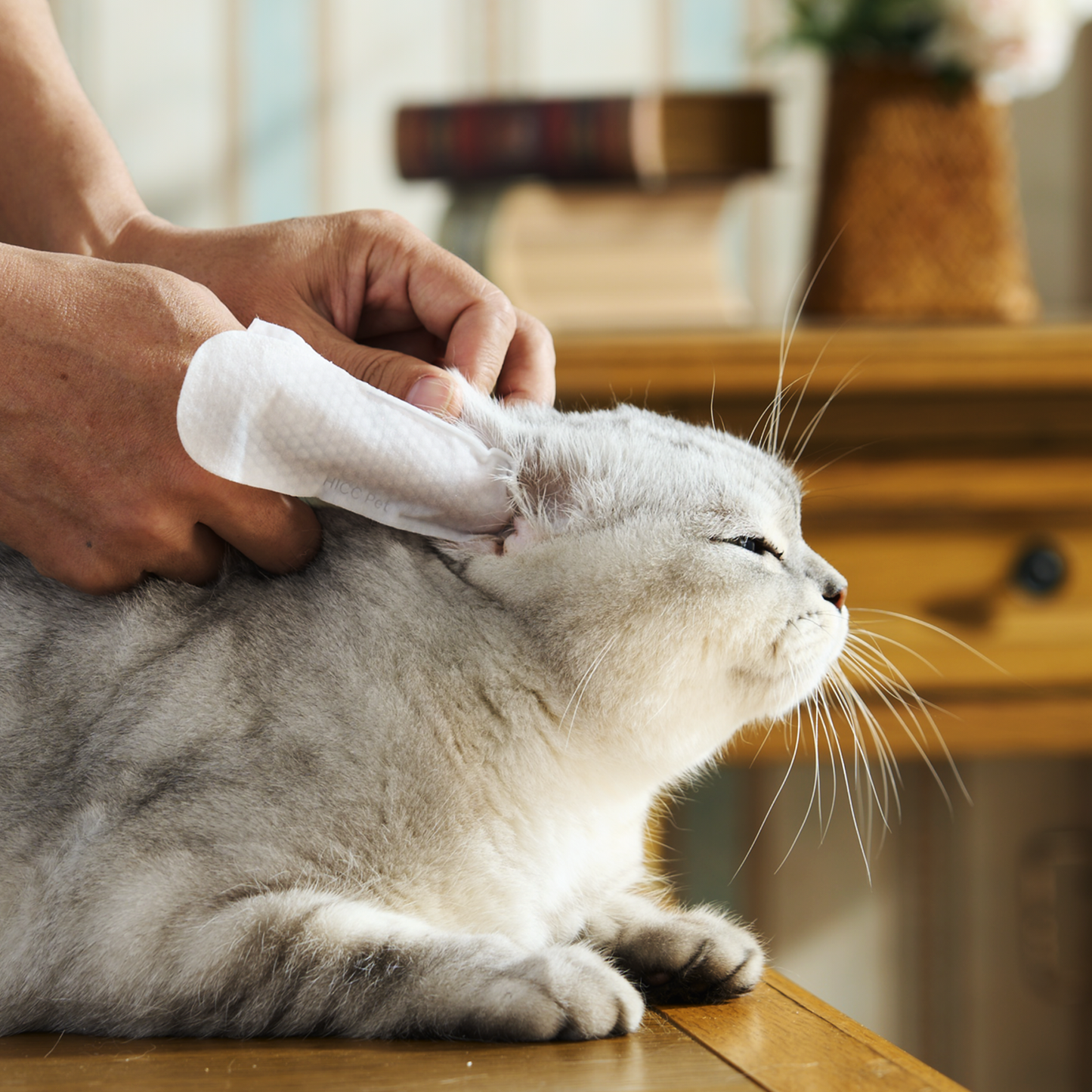 HICC Pet Relief Ear Finger Wipes 50pcs